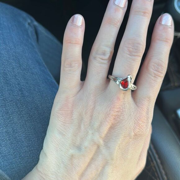 Ruby silver ring - Picture 1 of 6